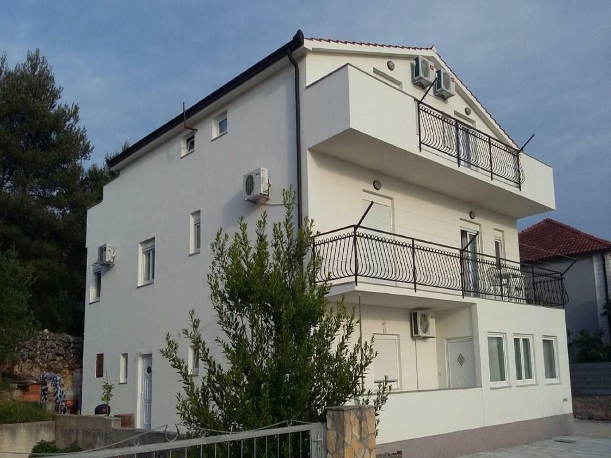 Apartmani Island Трогір Екстер'єр фото