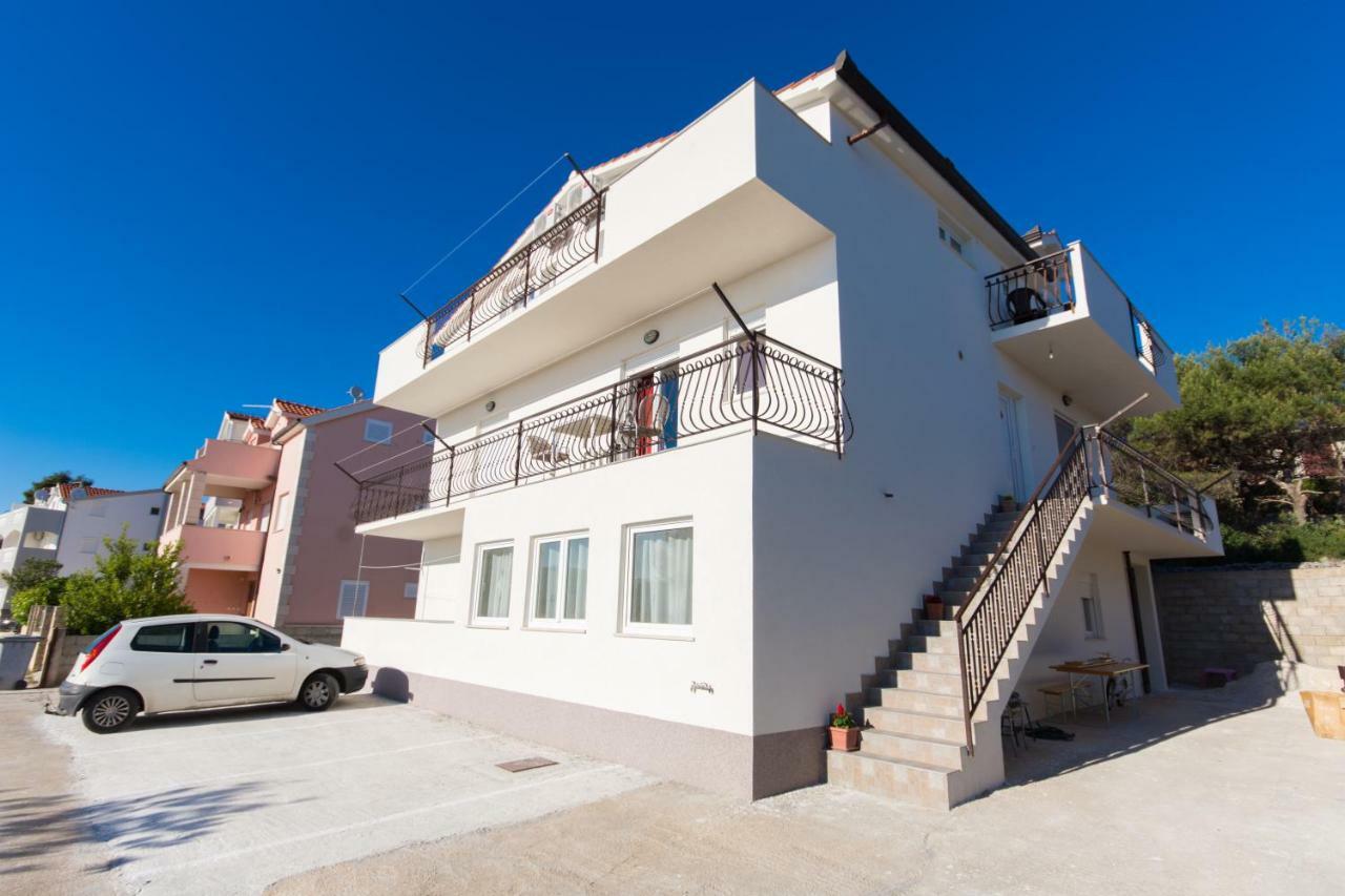 Apartmani Island Трогір Екстер'єр фото
