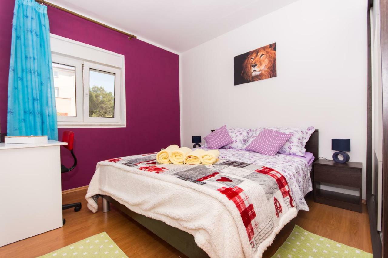Apartmani Island Трогір Екстер'єр фото